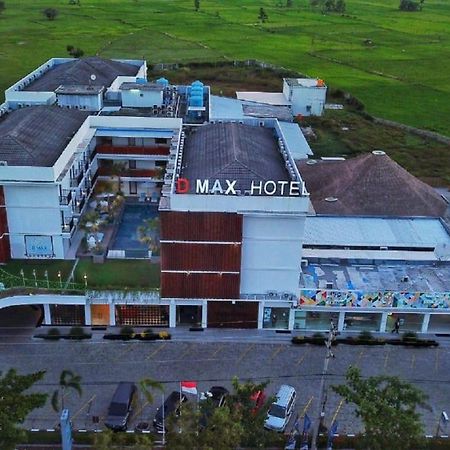 D'MAX Hotel&Convention Lombok Praya Buitenkant foto
