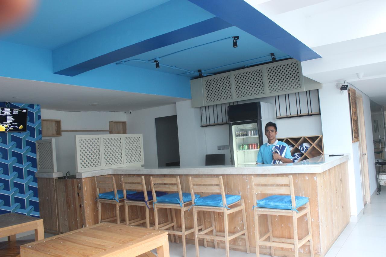 D'MAX Hotel&Convention Lombok Praya Buitenkant foto