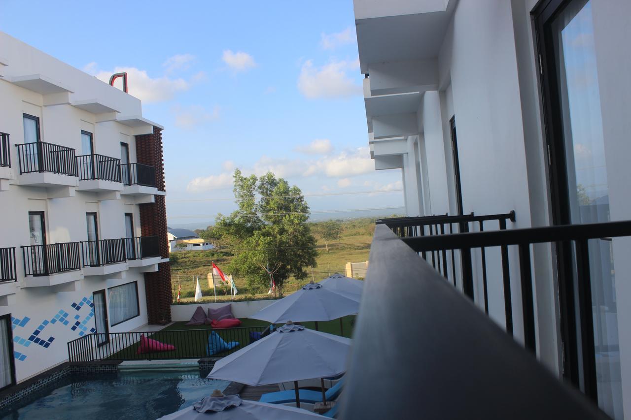 D'MAX Hotel&Convention Lombok Praya Buitenkant foto